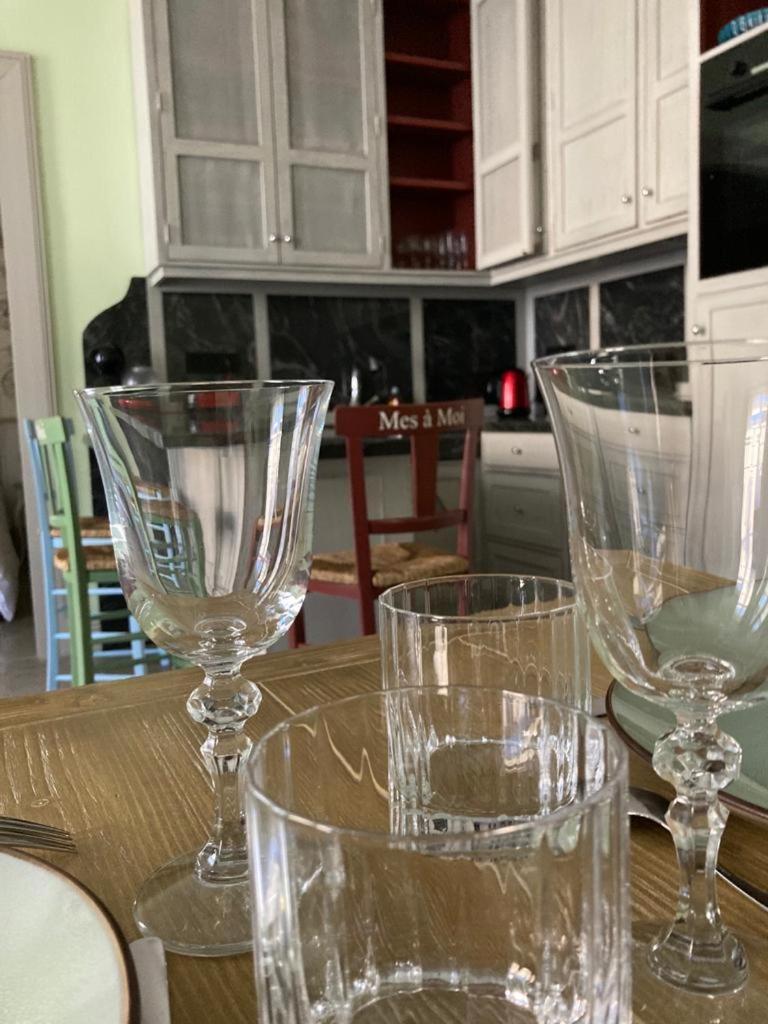 Mes A Moi In Pezenas - Appartements De Charme - Baignoire Balneo Zewnętrze zdjęcie