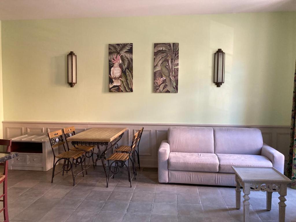 Mes A Moi In Pezenas - Appartements De Charme - Baignoire Balneo Zewnętrze zdjęcie