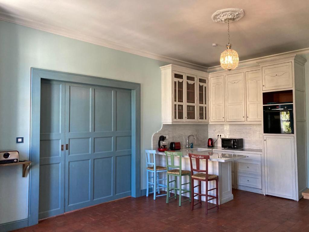 Mes A Moi In Pezenas - Appartements De Charme - Baignoire Balneo Zewnętrze zdjęcie